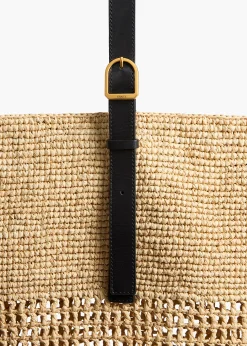 Billie Bucket Bag in Natural Raffia