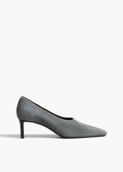 Cecilia Pump in Grey Suede