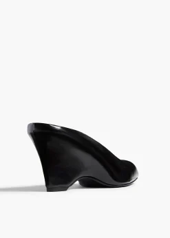 Colt Wedge in Black Glazed Leather