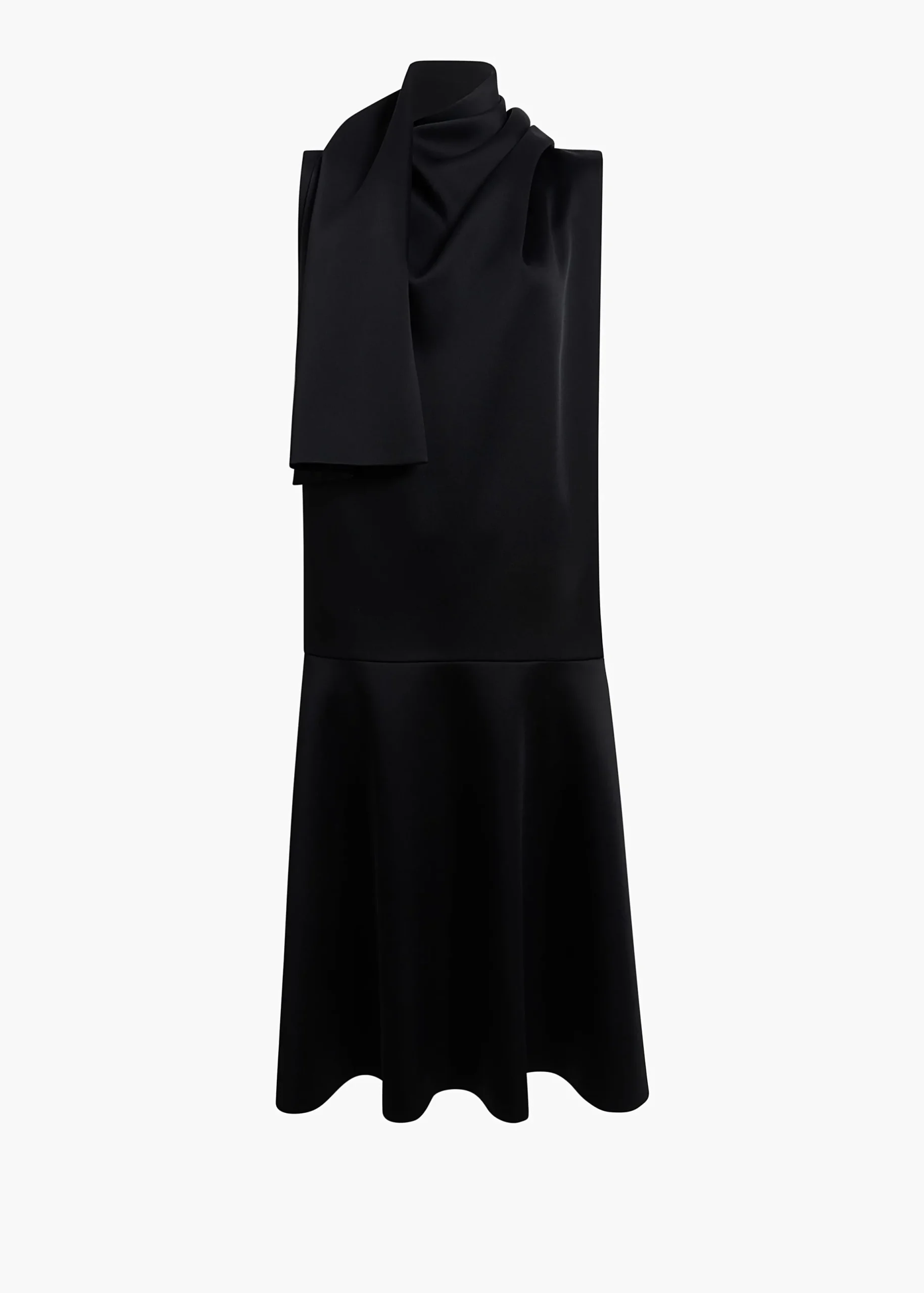 Loell Dress in Black