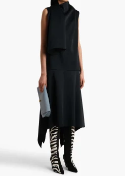 Loell Dress in Black