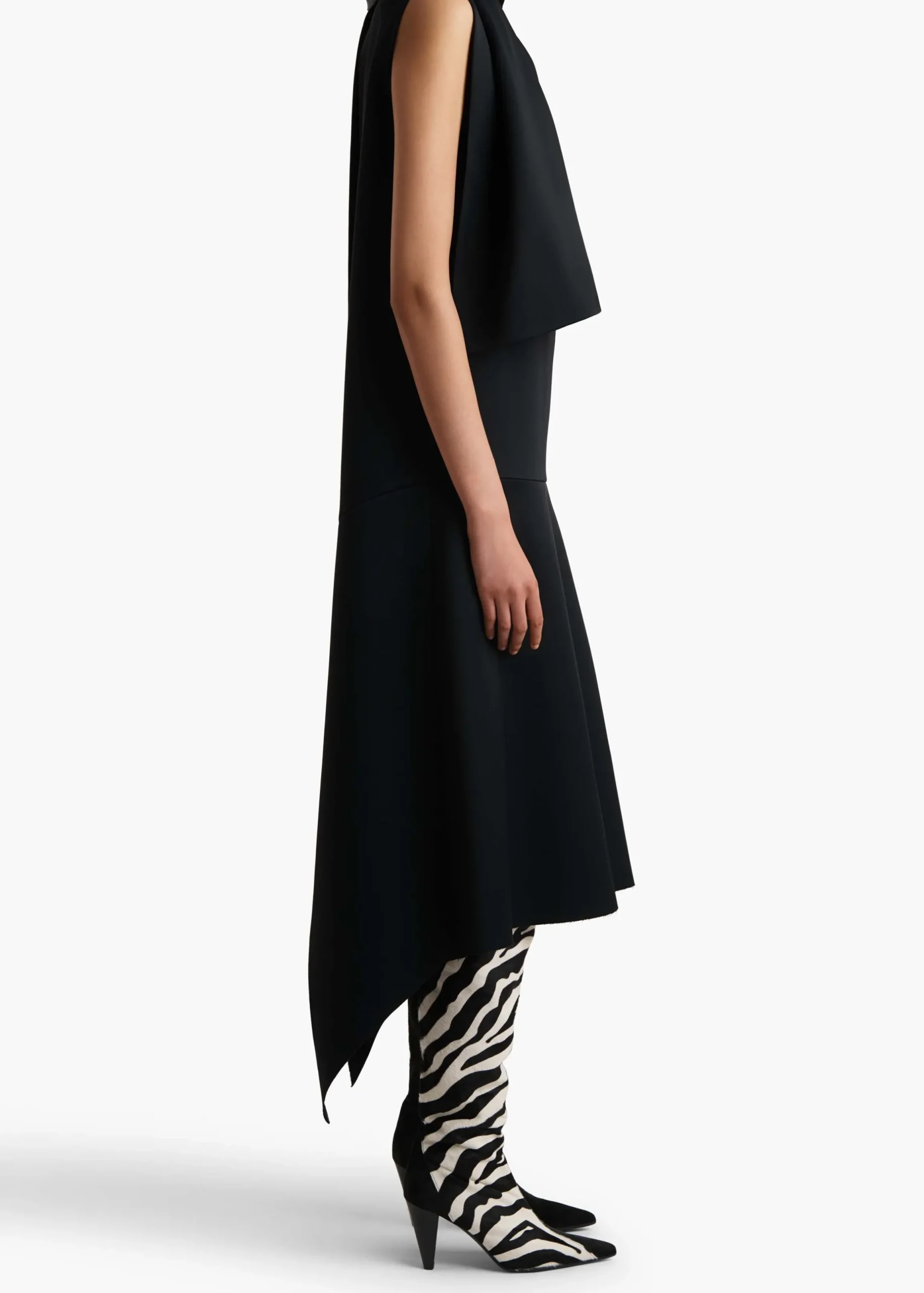 Loell Dress in Black