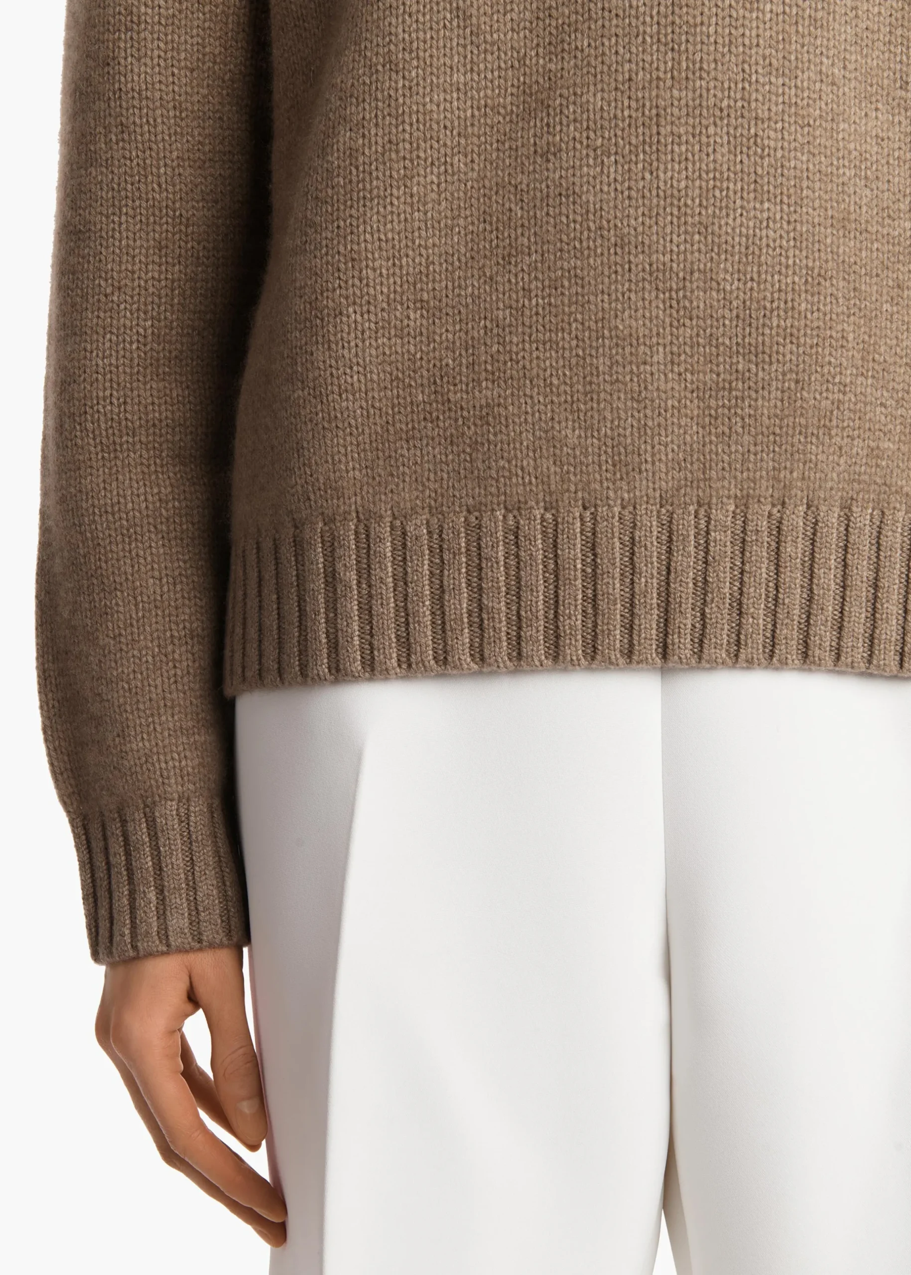 Mae Sweater in Barley