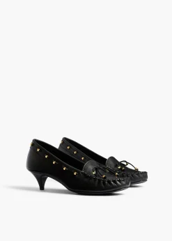 Milly Pump in Black Pebbled Leather