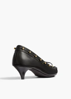Milly Pump in Black Pebbled Leather