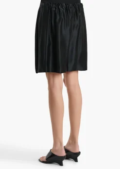 Rohe Short in Black