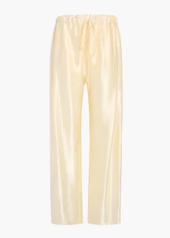 Rohen Pant in Cream