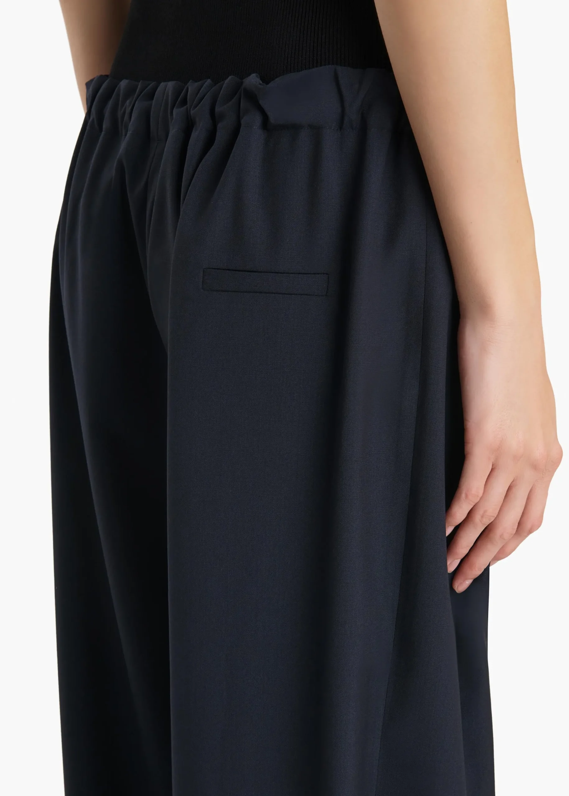 Rohen Pant in Dark Navy