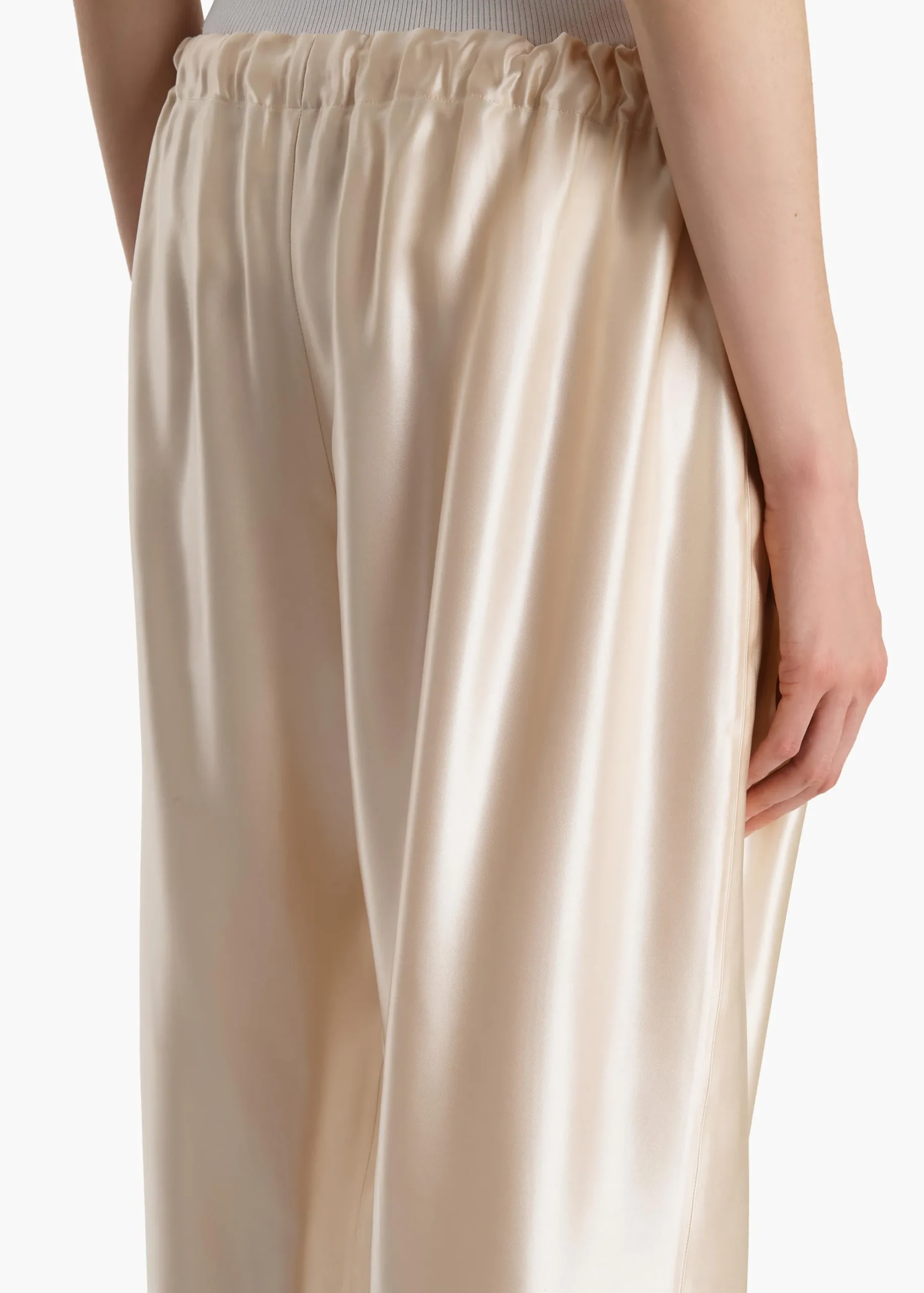 Rohen Pant in Soft Pink