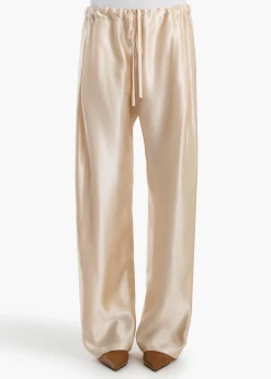 Rohen Pant in Soft Pink