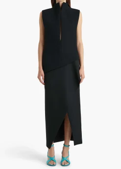 Von Top in Black