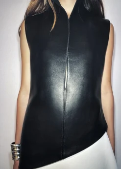 Von Top in Black Leather
